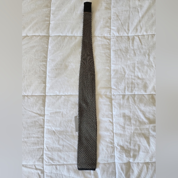 Tom Ford Tie - Picture 4 of 5